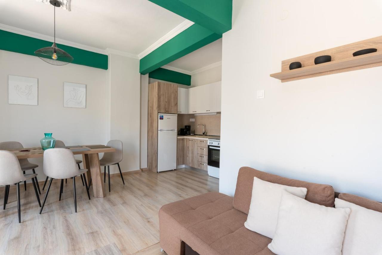 Apartemen 90 m² dengan 2 kamar tidur dan 1 kamar mandi pribadi di Vadaris-Daerah Dikastiria Tesalonika Bagian luar foto